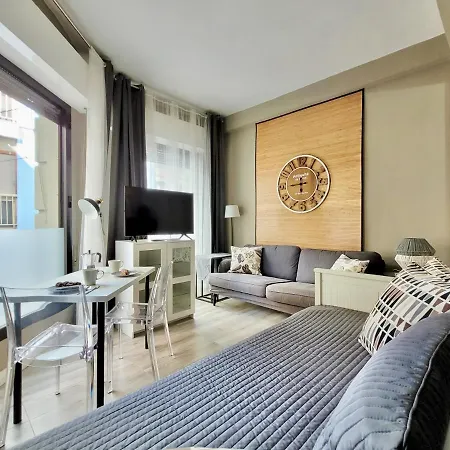 Perez Galdos 8 Apartment